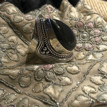 Bague artisanale d’exception avec labradorite