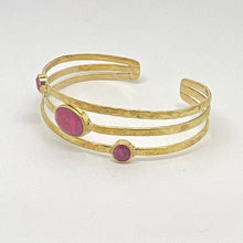 bracelet doré manchette avec pierres fines