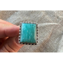 bague en argent sertie d'une amazonite