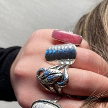 bague serpents double ciselée