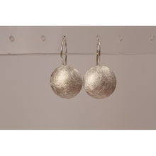 Boucles d'oreilles argent brossé mat