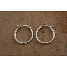 Boucles d'oreilles créoles argent 925e, 4 modèles intemporels et modernes