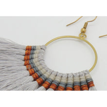 boucles d'oreilles pompons éventail et cercle