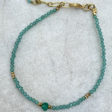 bracelet fin en pierre semi-précieuse au choix.