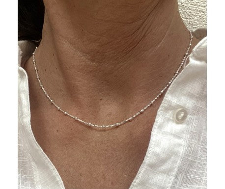 collier chaîne boules en argent