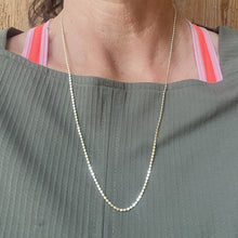 collier chaîne pastilles plates