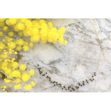 collier fin pierres noires, raffiné chic