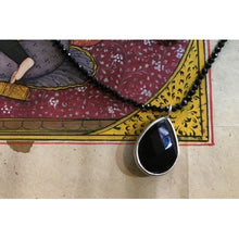 collier long pierre noire et argent