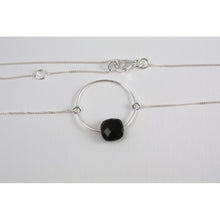 collier ras de cou  argent avec pierre