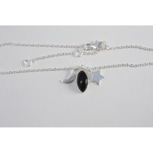 collier ras de cou  argent avec pierre