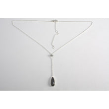 collier ras de cou  argent avec pierre