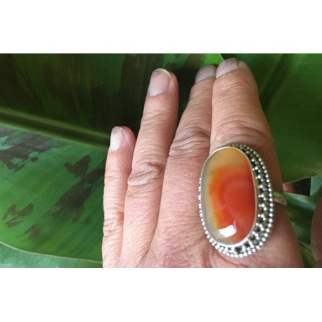 grosse bague orange: cornaline et argent