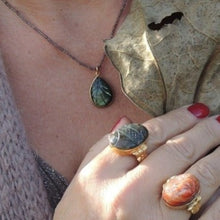 grosses bagues antiques  avec pierres inspiration egyptienne